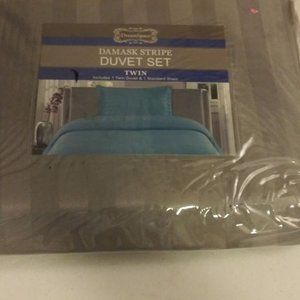 DreamSpace Damask Stripe Duvet Set twin